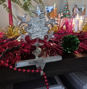 3x Silver christmas Holiday Stocking Holder